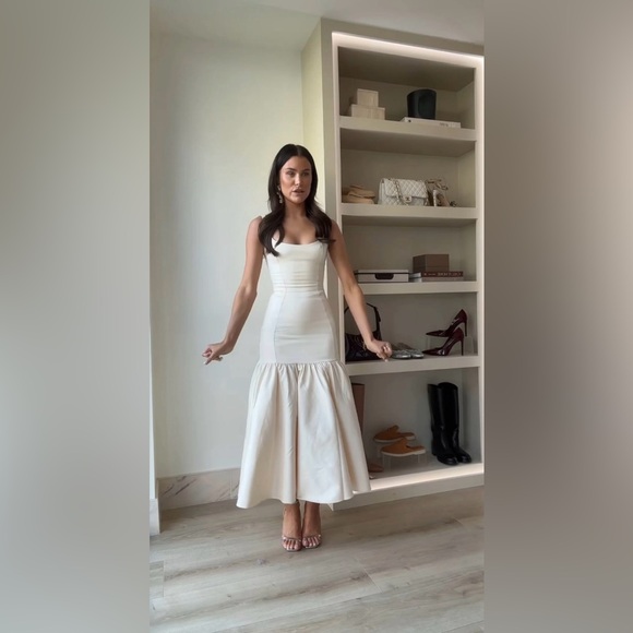 Amore Vintage Creme Drop Waist Midi Dress - Picture 2 of 6